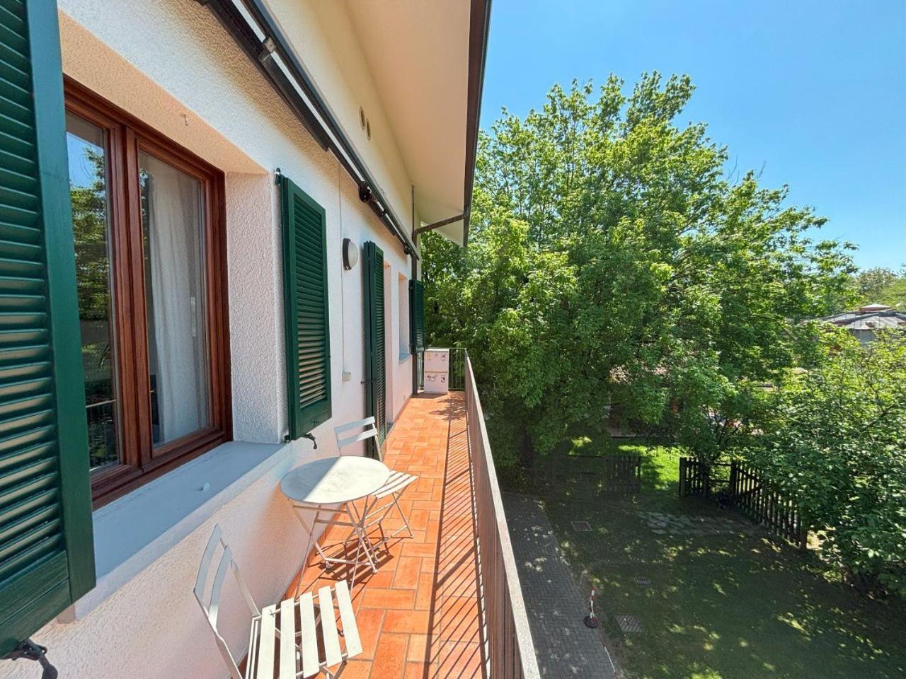 Casa Vacanze Magnolia Borgo Ticino Exteriör bild