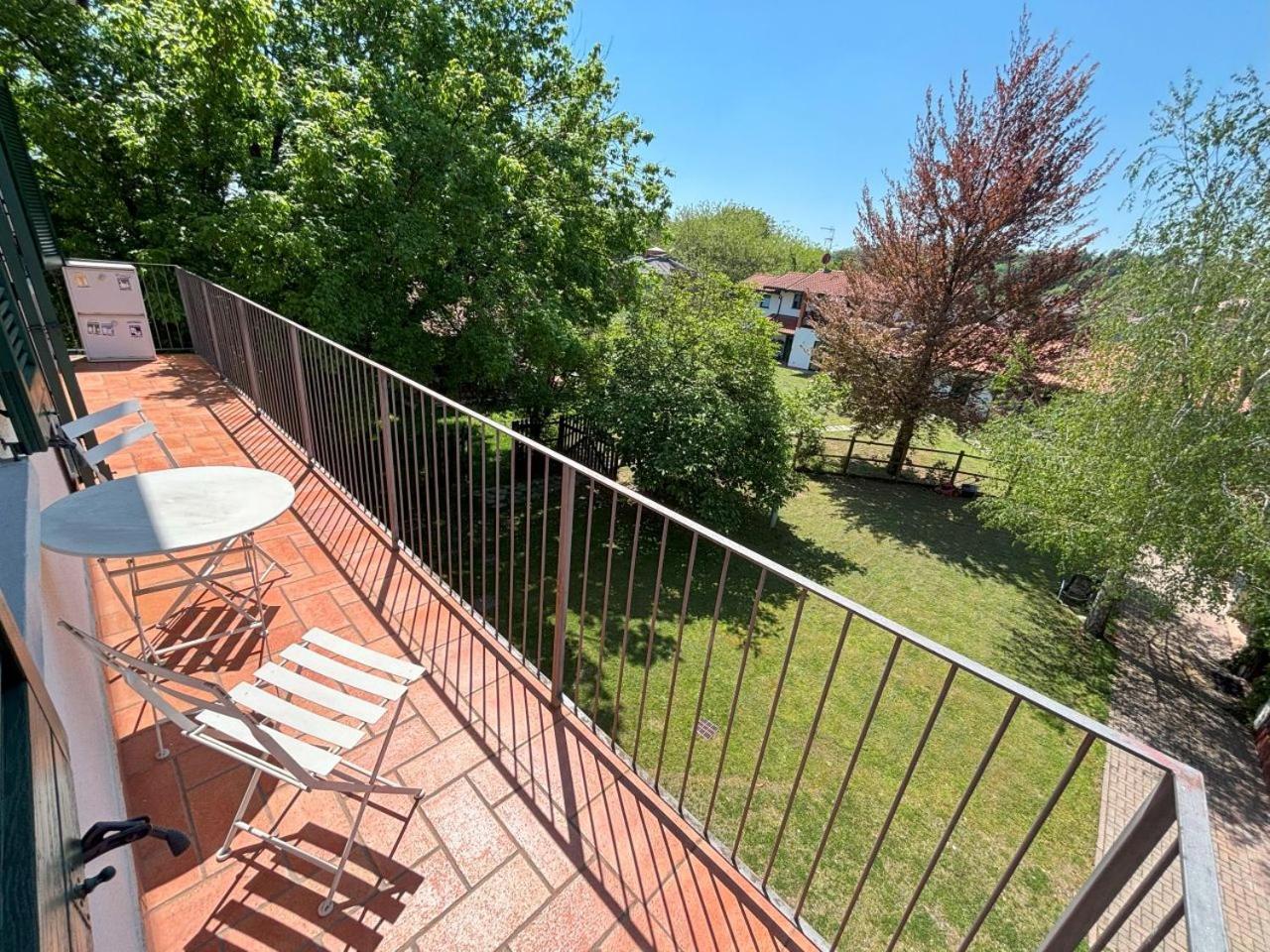 Casa Vacanze Magnolia Borgo Ticino Exteriör bild