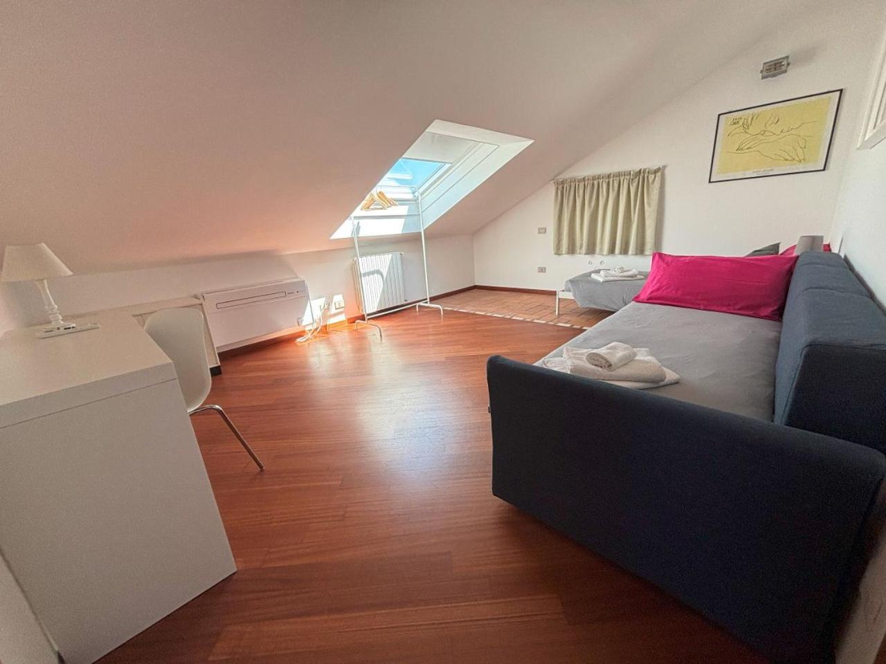 Casa Vacanze Magnolia Borgo Ticino Exteriör bild
